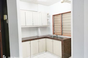 Menara Jade (Jade Tower), Taman Bukit Indah