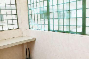 Menara Jade (Jade Tower), Taman Bukit Indah