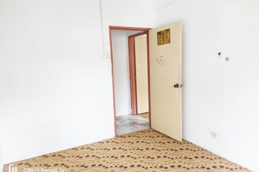 Menara Jade (Jade Tower), Taman Bukit Indah