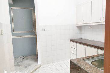 Menara Jade (Jade Tower), Taman Bukit Indah