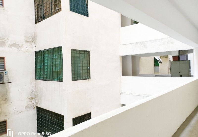 Menara Jade (Jade Tower), Taman Bukit Indah