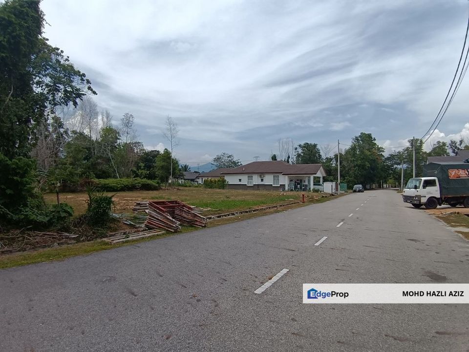 Tanah Lot Banglo Seksyen 11 Bandar Tasik Senangin Mahkota Hill Lenggeng Negeri Sembilan, Negeri Sembilan, Lenggeng