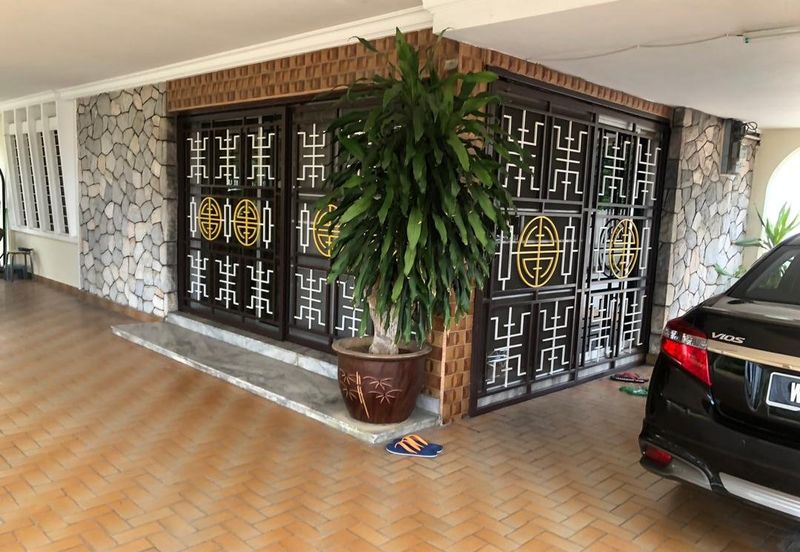 Taman Sri Hijau ( New Green Park )