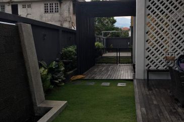 Taman Sri Hijau ( New Green Park )