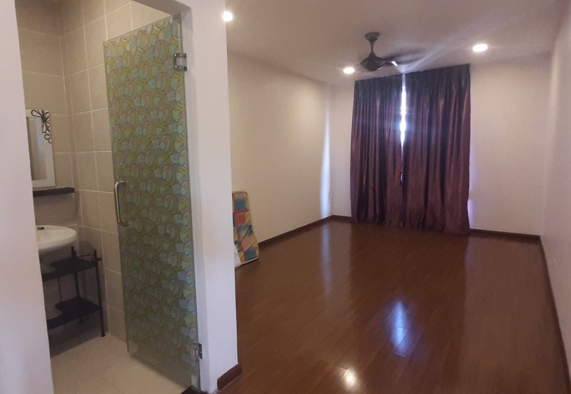 Emerald Garden, Kota Emerald