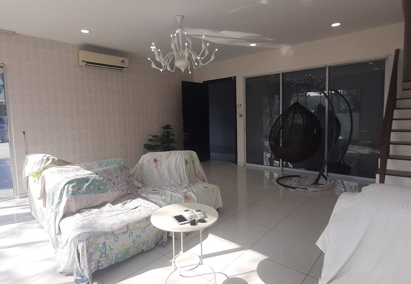 Emerald Garden, Kota Emerald