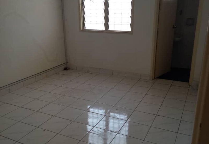 Jalan Rawang Perdana 10/2