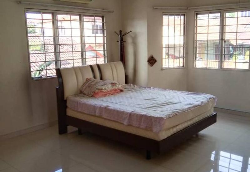 Taman Sri Hijau ( New Green Park )