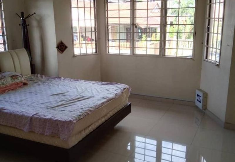 Taman Sri Hijau ( New Green Park )