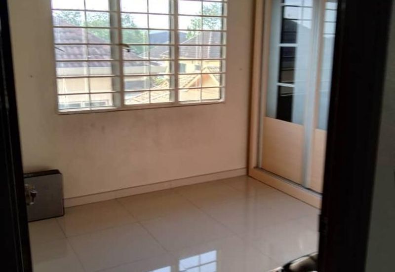 Taman Sri Hijau ( New Green Park )