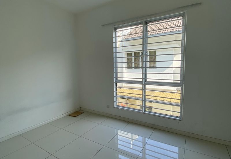 Emerald Garden, Kota Emerald