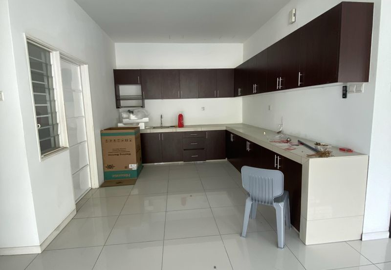 Emerald Garden, Kota Emerald