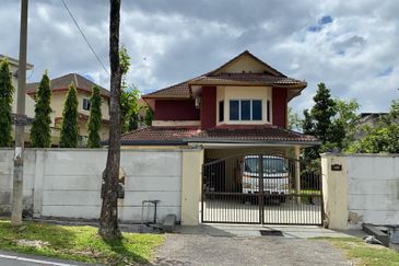 Taman Sri Hijau ( New Green Park )