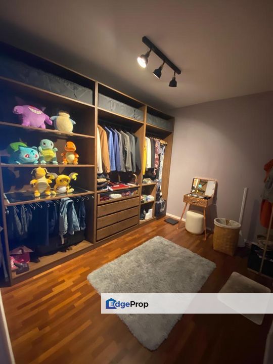 Tamansari Camelia 3 storey fully renovated, Selangor, Rawang