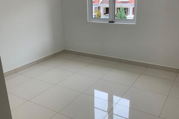 Charming Essex, Setia Eco Templer