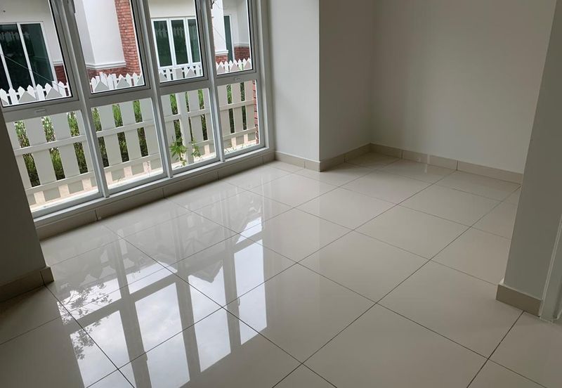 Charming Essex, Setia Eco Templer