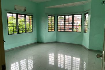 Taman Sri Hijau ( New Green Park )