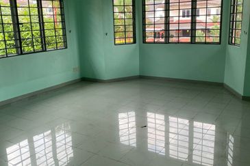 Taman Sri Hijau ( New Green Park )