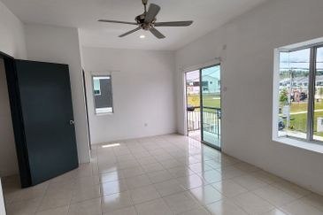 Endlot Taman Scientex Rawang Anggun For Rent