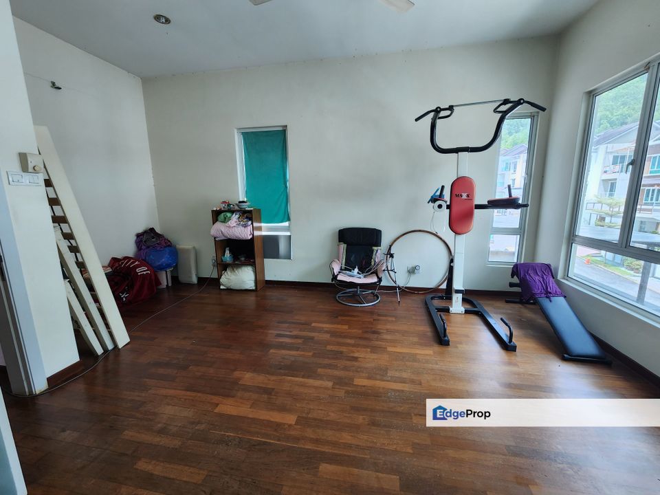 2.5 storey Zero Lot Bungalow One Sierra Selayang Semi-D , Selangor, Selayang