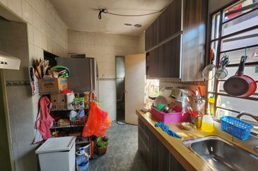 Endlot SD 7 Bandar Sri Damansara Kepong Fully Renovated Freehold 2 storey