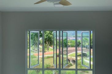 Charming Essex, Setia Eco Templer