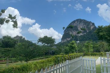 Charming Essex, Setia Eco Templer