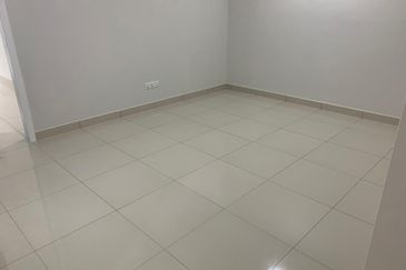 Charming Essex, Setia Eco Templer