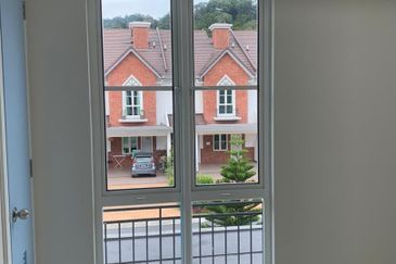 Charming Essex, Setia Eco Templer