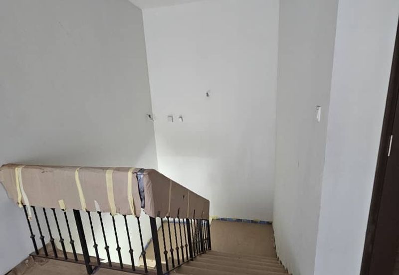 Charming Essex, Setia Eco Templer