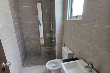 Charming Essex, Setia Eco Templer