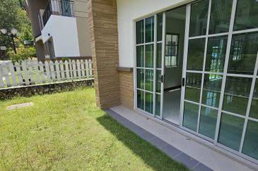 Charming Essex, Setia Eco Templer