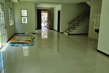 Charming Essex, Setia Eco Templer