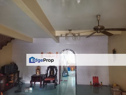 Taman Rawang Perdana 2 Partly Furnished For Rent, Selangor, Rawang