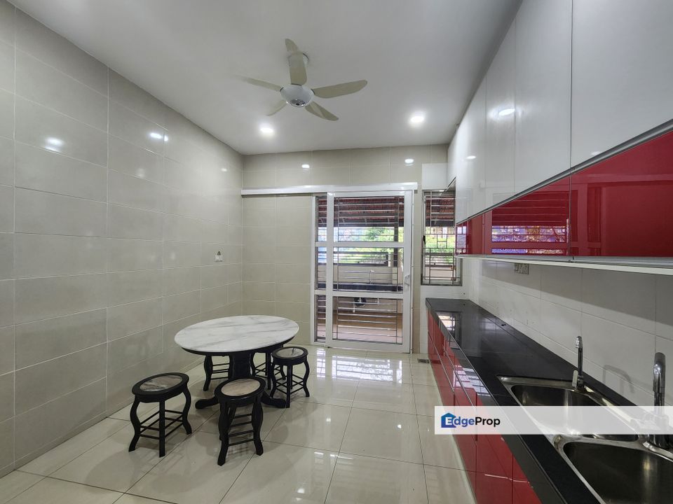 2 storey Semi-D Idaman Hills Selayang For Sale, Selangor, Selayang