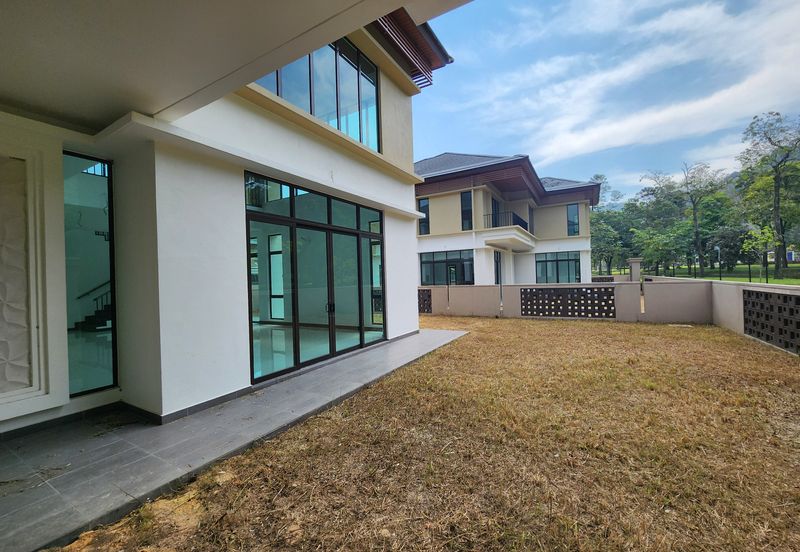 Peranakan Straits, Setia Eco Templer