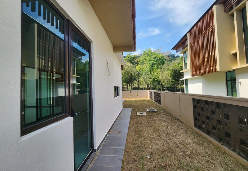 Peranakan Straits, Setia Eco Templer