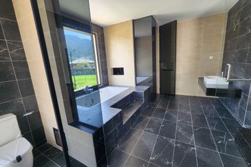 Peranakan Straits, Setia Eco Templer