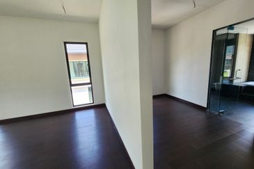 Peranakan Straits, Setia Eco Templer