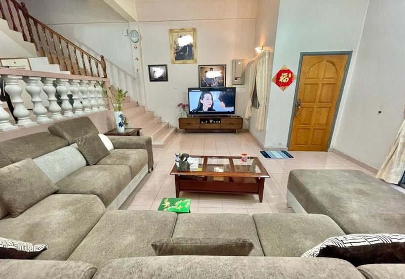 Taman Sri Hijau ( New Green Park )