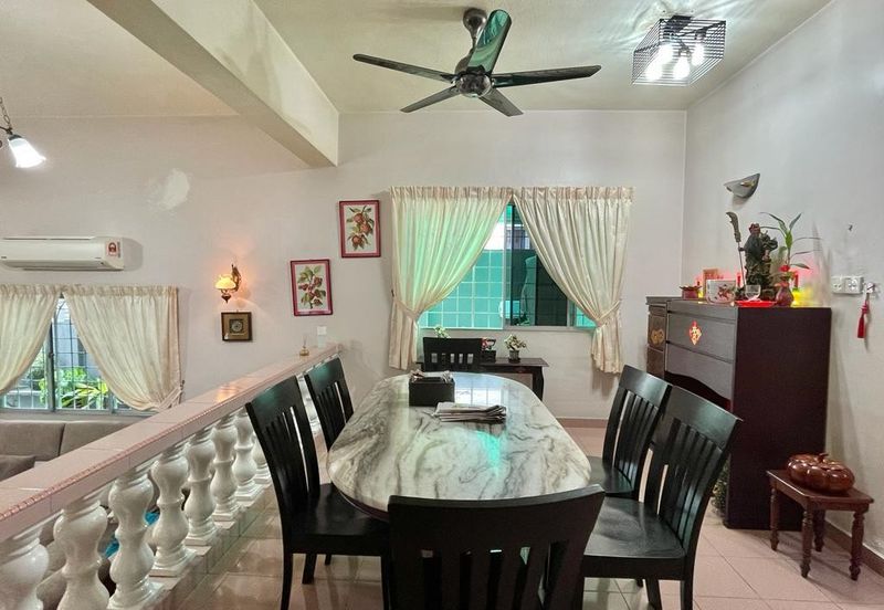 Taman Sri Hijau ( New Green Park )