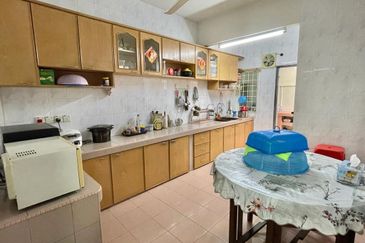 Taman Sri Hijau ( New Green Park )