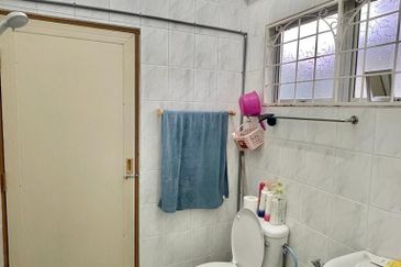 Taman Sri Hijau ( New Green Park )