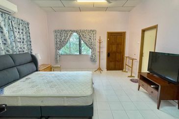 Taman Sri Hijau ( New Green Park )