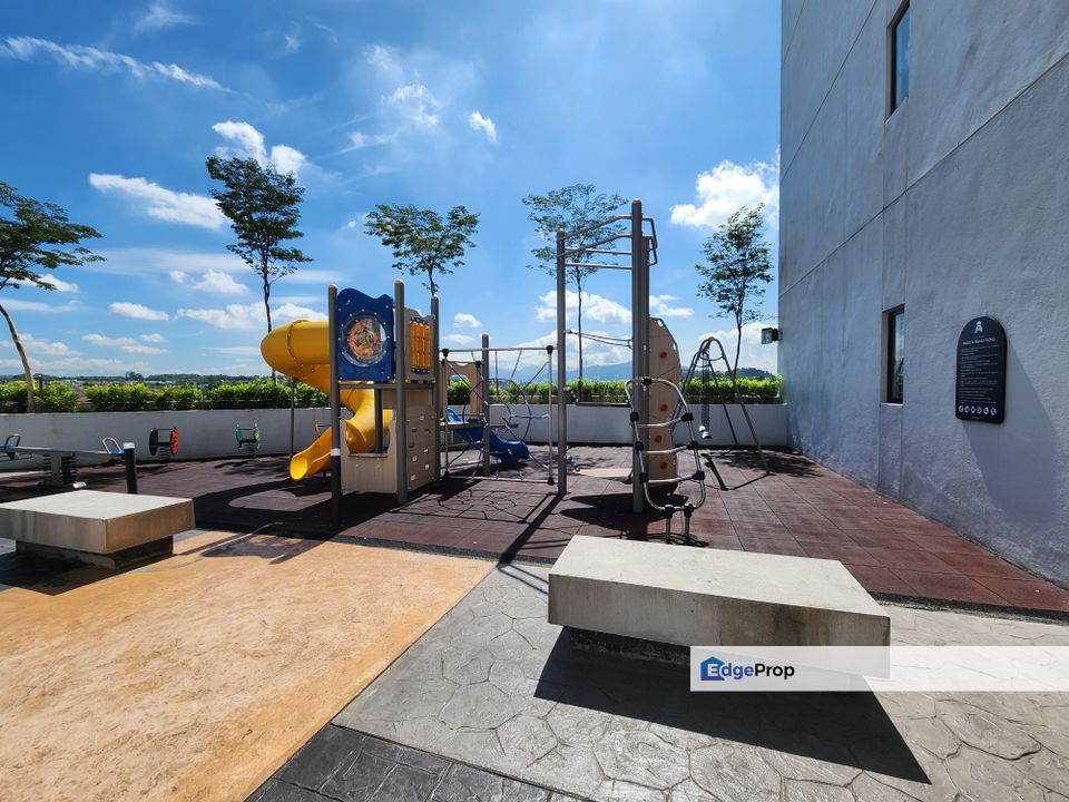 Low Floor Avia Plus Service Apartment with Lift Partly Furnished Bandar Country Homes Rawang For Rent, Selangor, Rawang