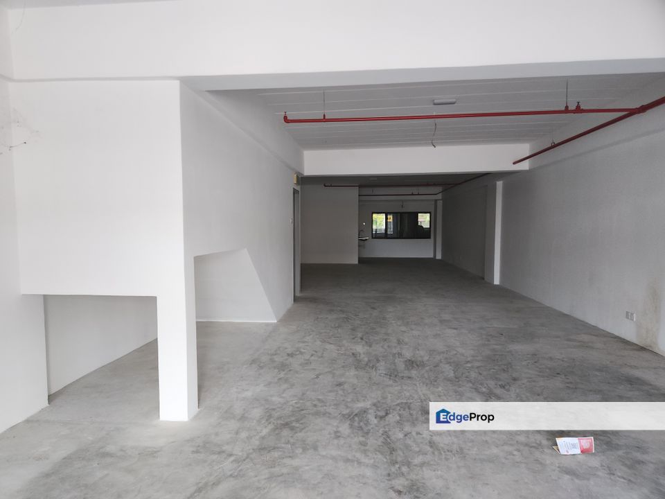 Second floor office Avia Plus Bandar Country Homes Rawang For Rent, Selangor, Rawang