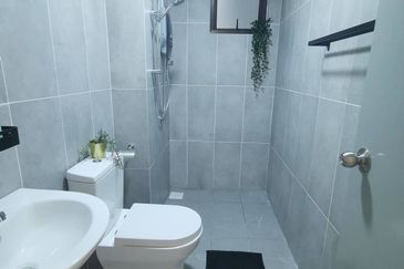 Avia Plus Apartment, Bandar Country Homes