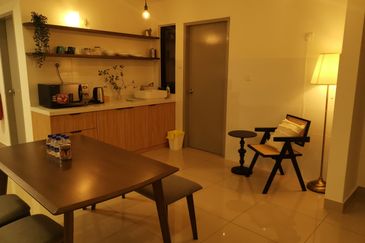 Avia Plus Apartment, Bandar Country Homes