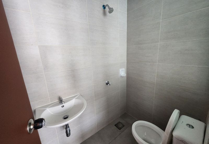 Charming Essex, Setia Eco Templer