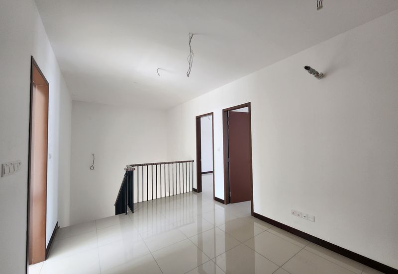 Charming Essex, Setia Eco Templer